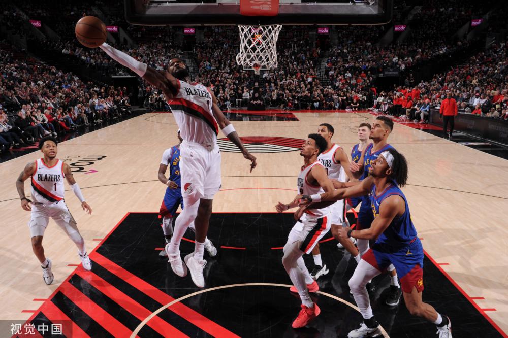 豪华阵容的 豪华阵容的