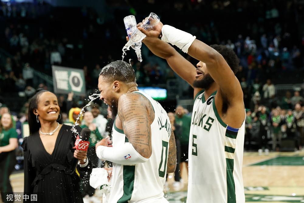 献的中场发 献的中场发