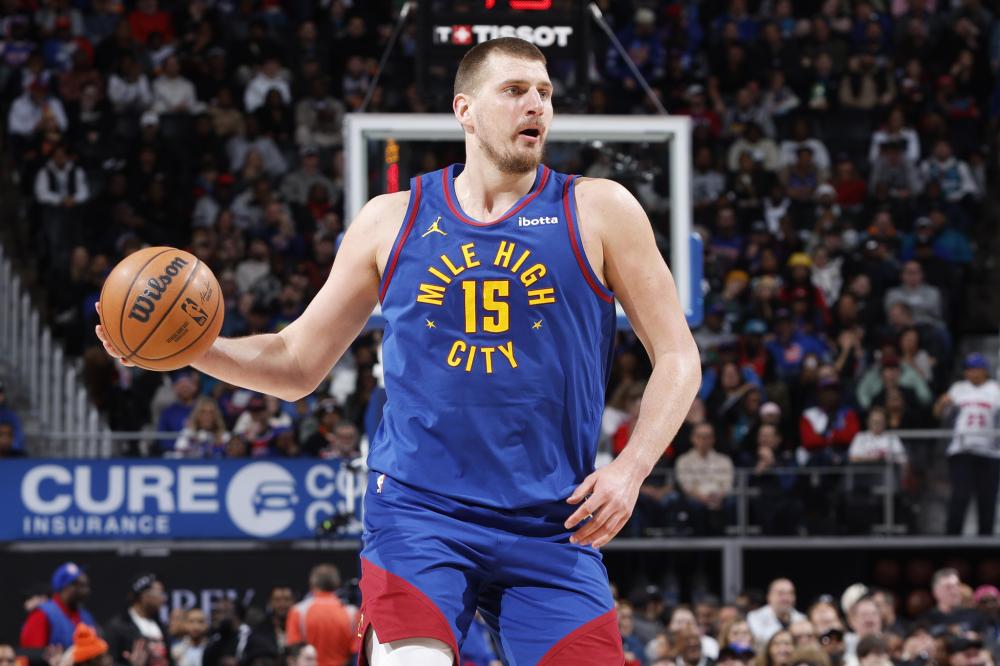 继续优化这 继续优化这